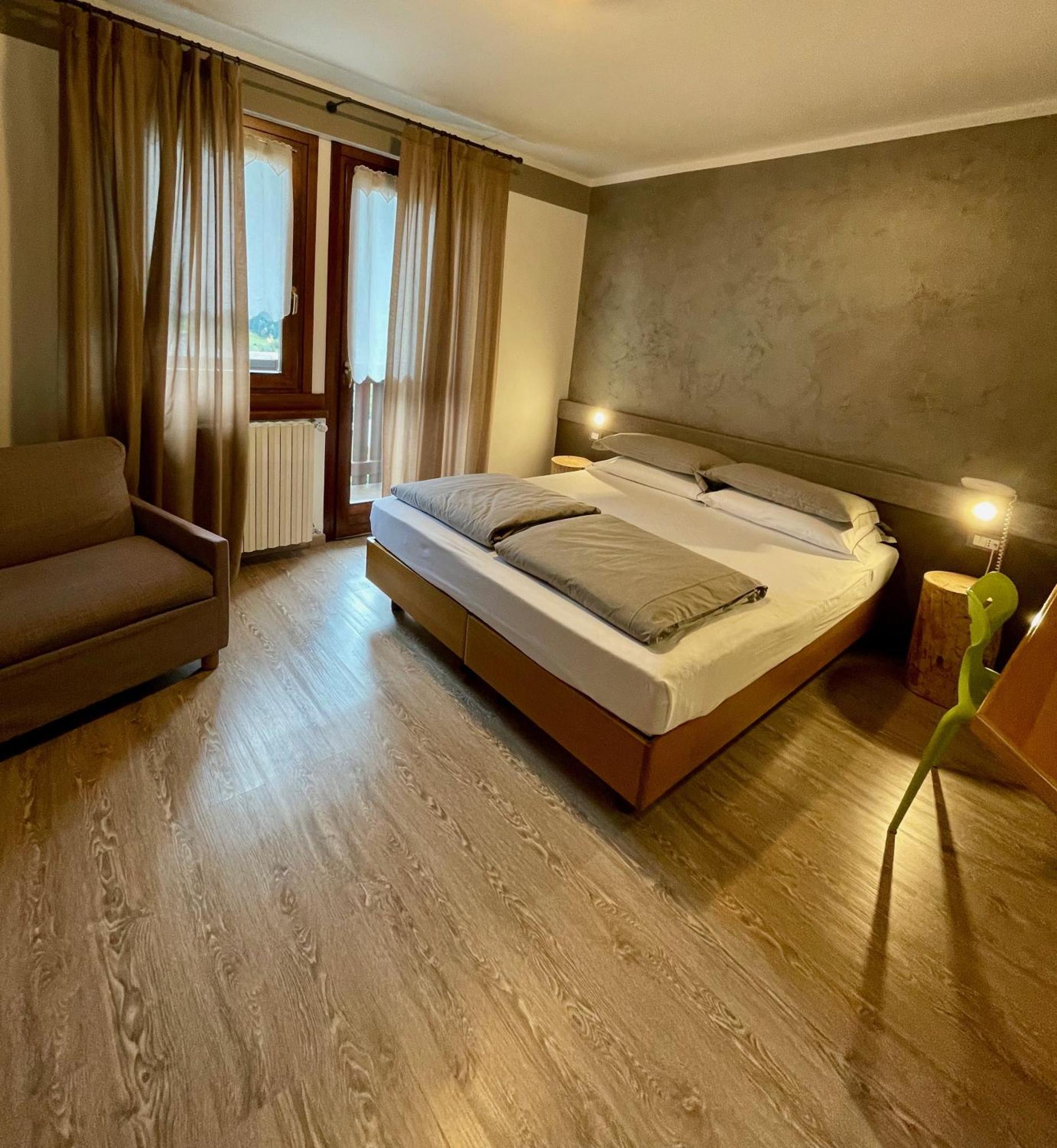 Hotel Garni Sorriso Ponte Di Legno Exterior photo