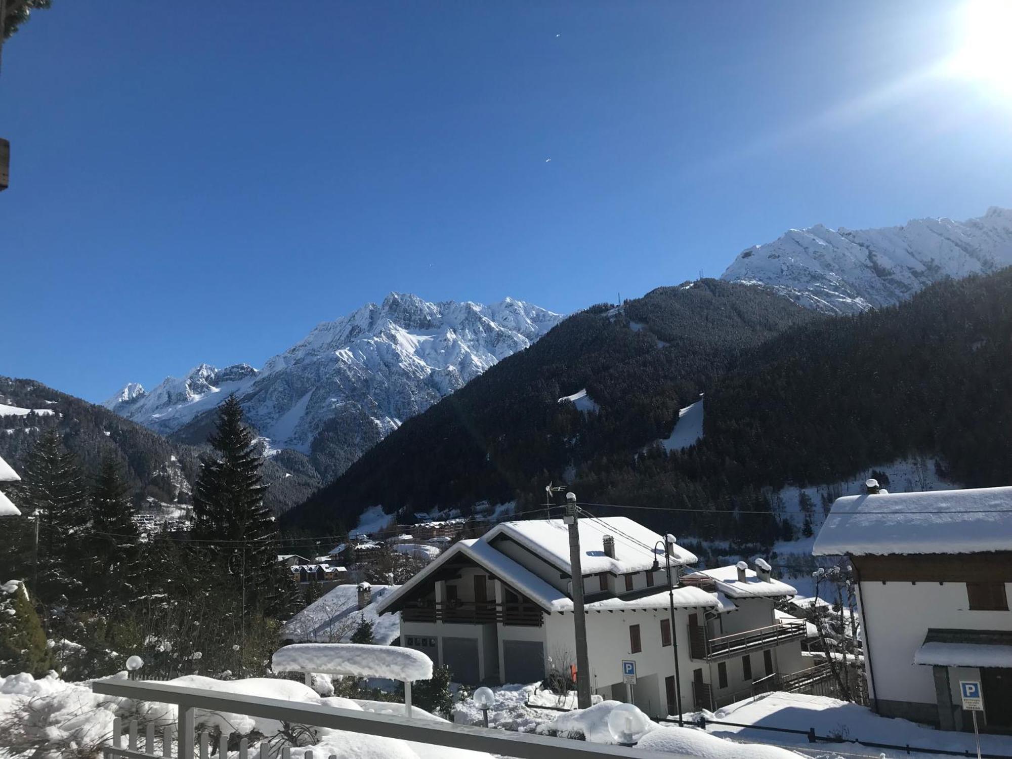 Hotel Garni Sorriso Ponte Di Legno Exterior photo